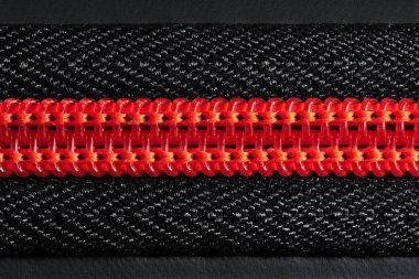 Pantolondaki fermuar, yakın plan.