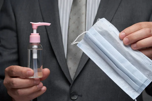 Man Demonstrates Protective Face Mask Antivirus Individual Protection Bottle Sanitizer — Stock Photo, Image