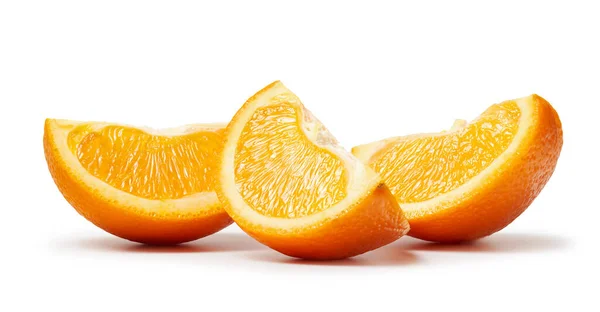 Verse Gesneden Sinaasappel Vruchten Macro Foto Geïsoleerd Witte Achtergrond — Stockfoto