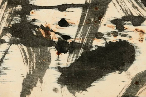 抽象的なグランジの背景 木の背景に黒い絵具を用いた芸術的な絵画 抽象的なストロークと混沌としたスタイルのスポット — ストック写真