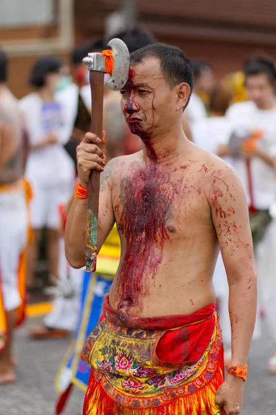 Taoist devotee self harming — Stock Photo, Image