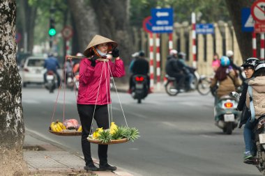 Vietnamca sokak satıcısı