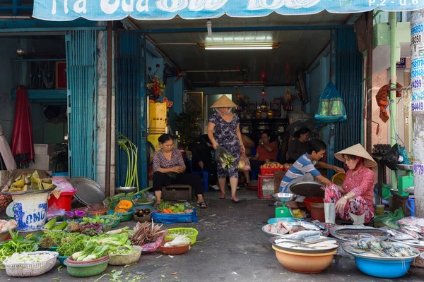 Vietnamesisk gademarked - Stock-foto