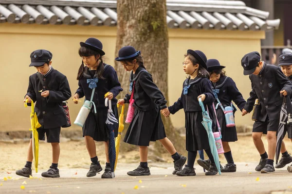 Young Japanese pupils — Stock Photo, Image