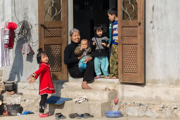 Mutlu Çin aile — Stok fotoğraf