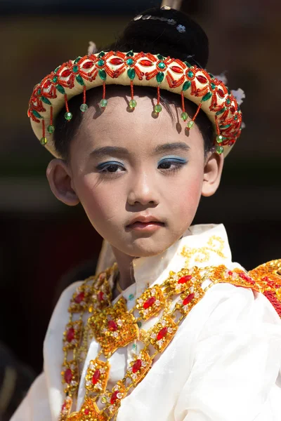 Burmesisches Kind bei einem Festival — Stockfoto