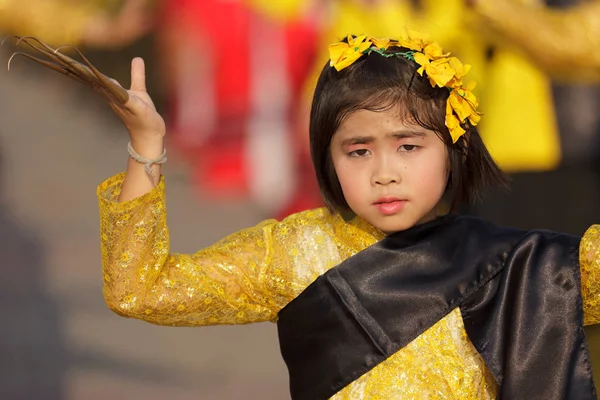 Thai little girl dancer — Stock Photo, Image