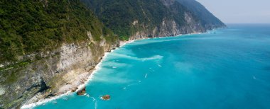 Hava derin mavi Tayvan beach