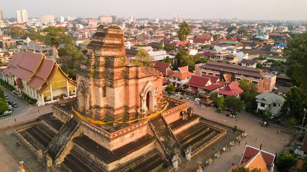 Templo Ruinas budistas vista desde el cielo — Foto de Stock