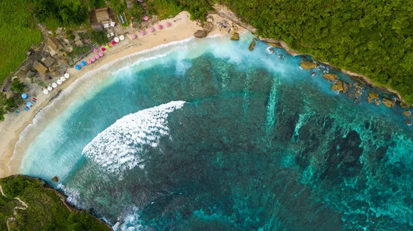 Vista aérea da praia Atuh — Fotografia de Stock