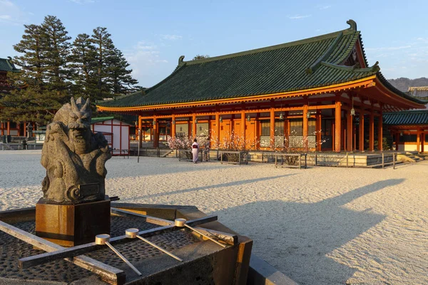 春の木神社日本 — ストック写真