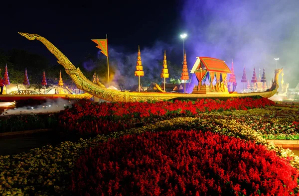 Thai royal barge replica — Stock Photo, Image