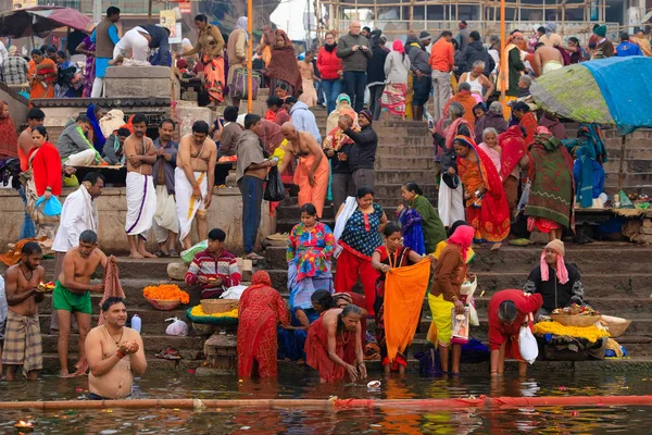 Hindu Ganges floden heligt bad — Stockfoto