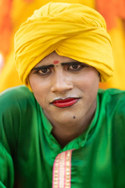 Hint sokak dansçısı portresi — Stok fotoğraf