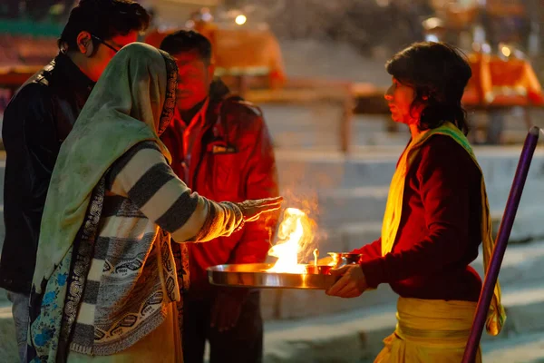 Varanasi Aarti ceremonie in Varanasi — Stockfoto