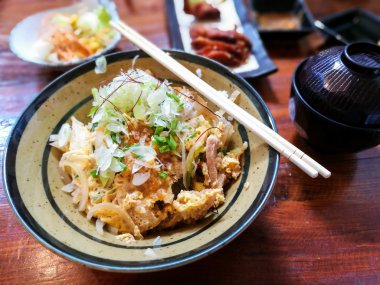 Katsudon Japon Mama seti