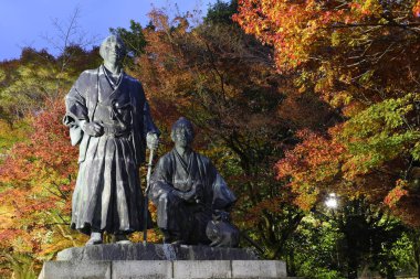 Sonbahar Maruyama parkta heykeli