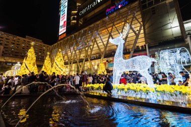 Orta Dünya Bangkok, ışık