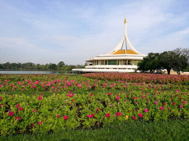 Suanluang Rama IX Park