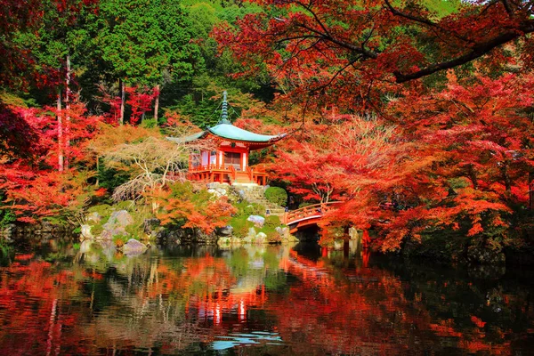 Daigoji con colores otoñales, Kioto — Foto de Stock
