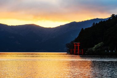 Göl ortaklaşa, Hakone kapıda kırmızı yakın