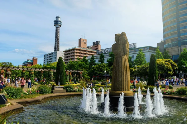 Fonte no Parque Yokohama Yamashita — Fotografia de Stock