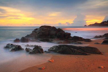 Alacakaranlıkta, Phuket deniz manzarası