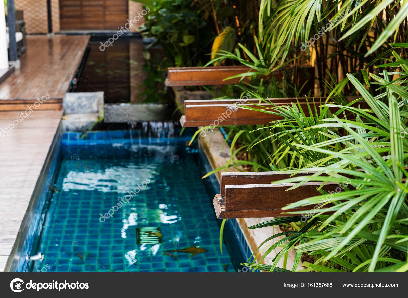 Giardino di lusso per interni casa — foto stock © blanscape #161357688 Giardini di lusso
