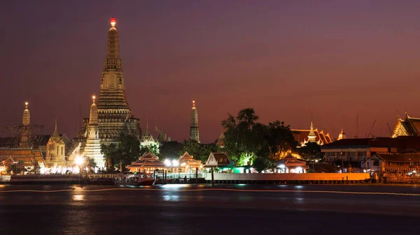 Chrám Wat Arun za soumraku, Bangkok — Stock fotografie