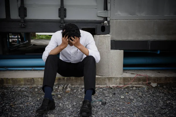 Zakenman voel me verdrietig na ontslagen — Stockfoto