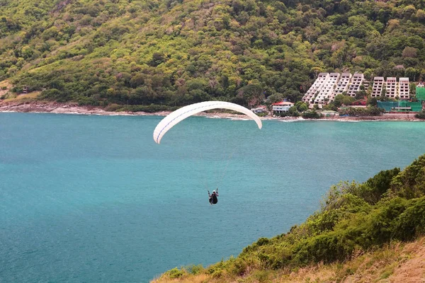 Phuket, Tayland için uçan'de