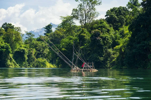Balsa Bambú Pescador Río Songklaria Sangkhlaburi Kanchanaburi Tailandia —  Fotos de Stock