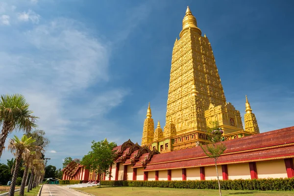 Belo Chedi Ouro Pagode Wat Bang Thong Wat Mahathat Wachira — Fotografia de Stock