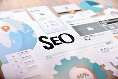 Web sitesi ve mobil afiş için SEO kavramı