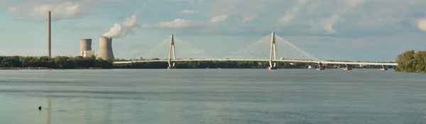 Fangbrücke über den Fluss Ohio Stockbild