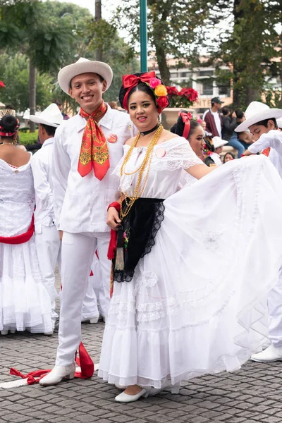Baile tradicional veracruz fotos de stock, imágenes de Baile tradicional  veracruz sin royalties | Depositphotos