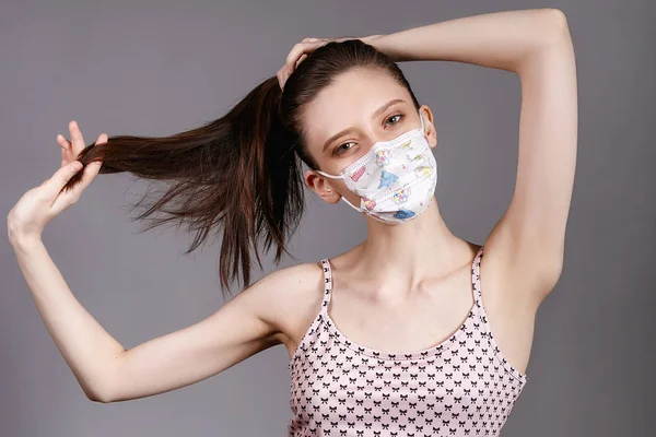 Girl Medical Mask — Stock Photo, Image