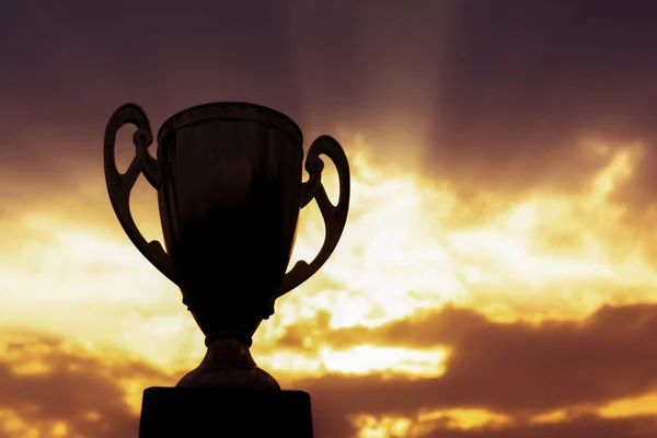 Troféu Vencedor Fundo Céu — Fotografia de Stock