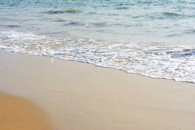 Kumsaldaki Okyanus Dalgası