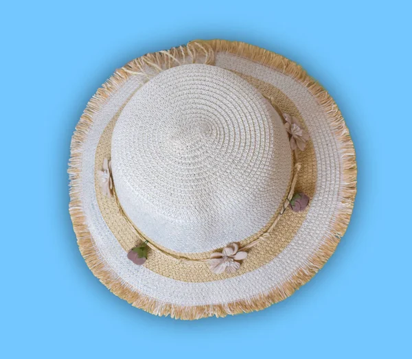 Καλοκαιρινή Ιδέα Κάτοψη Του Straw Καπέλο Close Μπλε Φόντο — Φωτογραφία Αρχείου