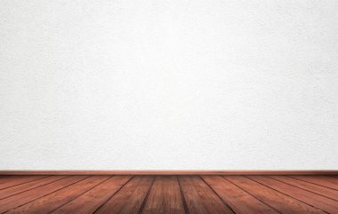 Beyaz beton duvar desenli ve kahverengi ahşap döşemeli boş bir iç oda. Konsept iç bağbozumu biçimi