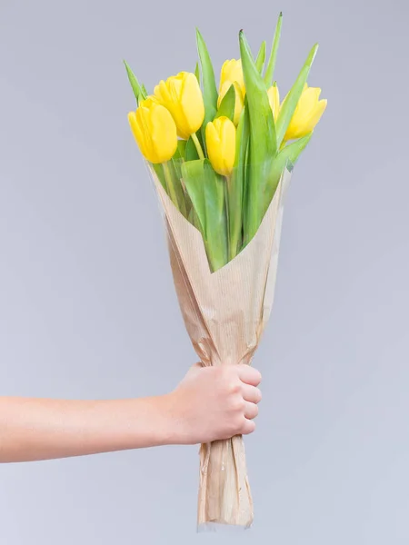 Hand with flowers — Stock Photo, Image