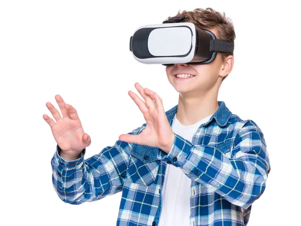 Teen boy with VR glasses — Stock Photo, Image