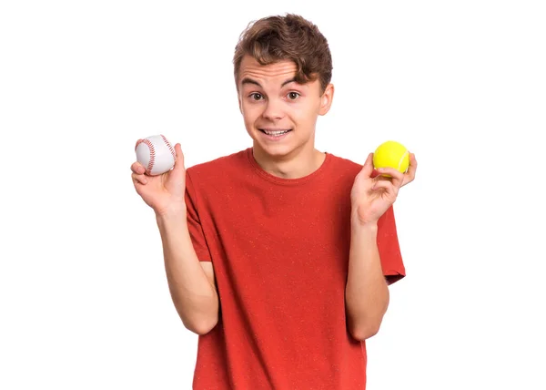 Хлопчик-підліток зі спортивним обладнанням — стокове фото