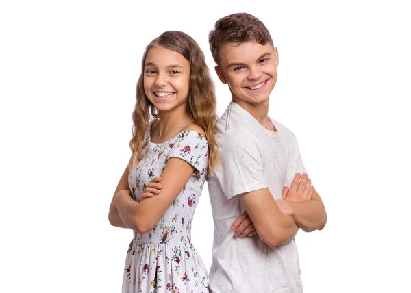 Мальчик и девочка в белом — стоковое фото