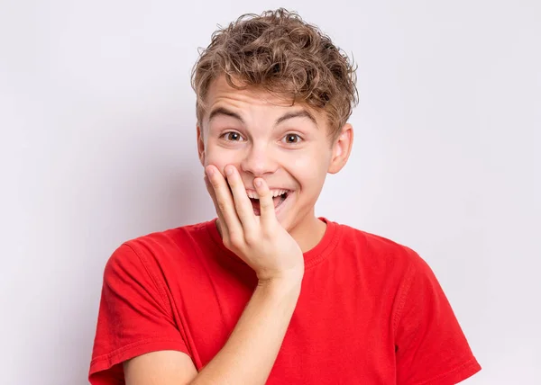 Πορτρέτο Του Έκπληκτου Έφηβου Αγοριού Γκρι Φόντο Αστείο Παιδί Που — Φωτογραφία Αρχείου