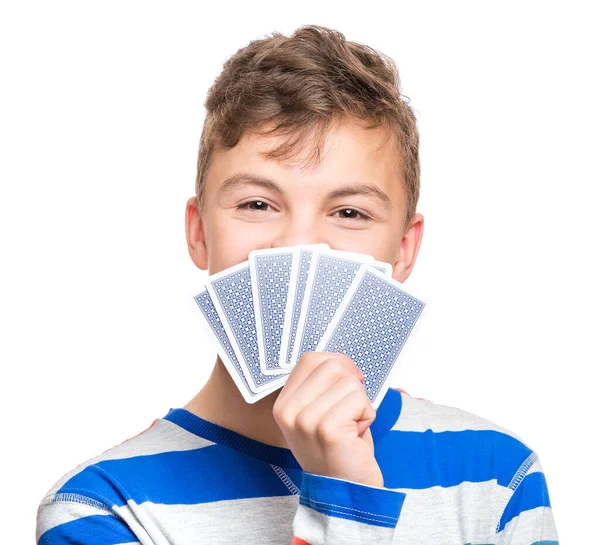 Zamknij Portret Białego Nastolatka Kartami Hazardowymi Przystojniak Pokazuje Karty Kolekcjonerskie — Zdjęcie stockowe
