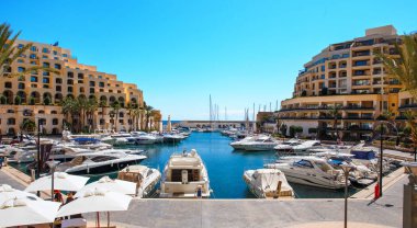 Portomaso bay, St.Julian'ın, Malta, AB