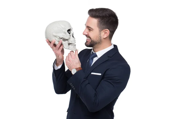Biznesmen gospodarstwa czaszki biznes konkurencji koncepcja portret — Zdjęcie stockowe