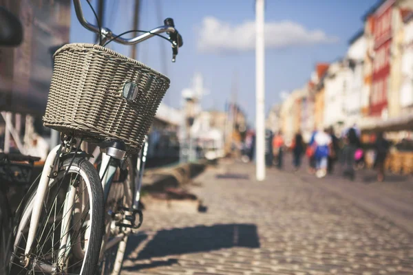 Bicicleta vintage em Copenhaga, Dinamarca — Fotografia de Stock